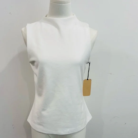 Halogen Creamy White Fitted Mock Sleeveless Top - Picture 1 of 3
